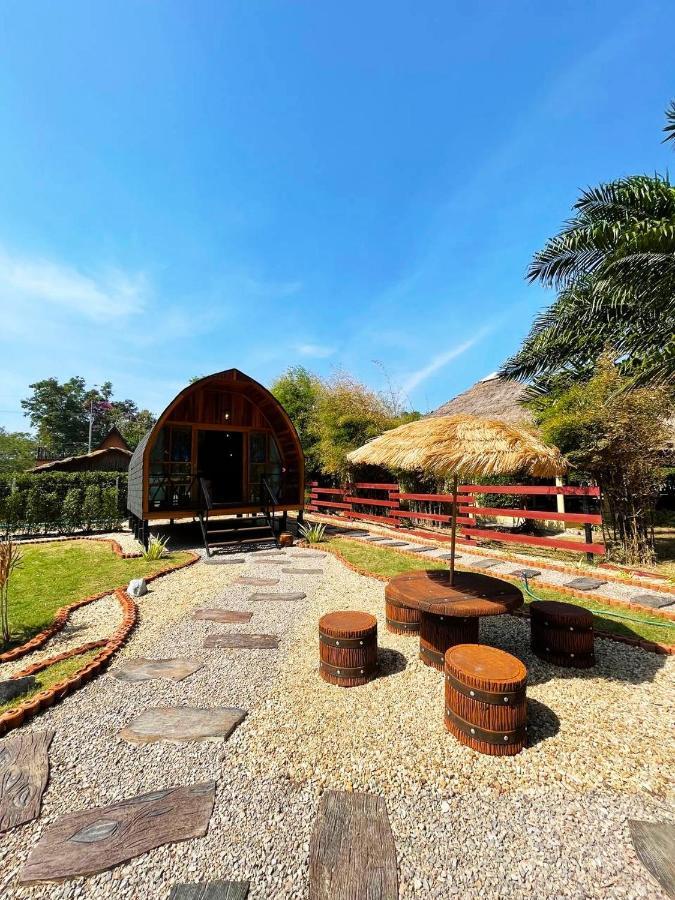 Mumsa Beach Resort & Restaurant Ban Huai Yang Buitenkant foto